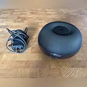 DoTerra ultrasonic Diffuser (Walnut). Color changing.
